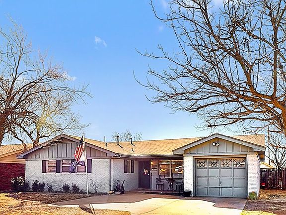 3rd image of 3822 Kenwood Dr