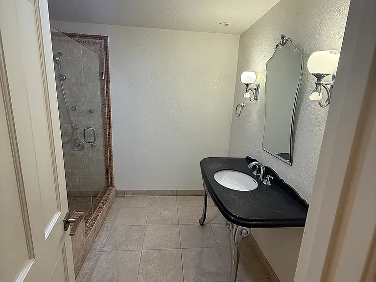 33562 Valle Rd #D — Photo 7
