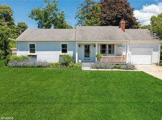 48 Sunset Ln, Greenport, NY 11944