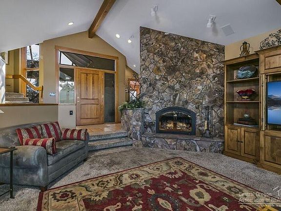 4th image of 22315 White Peaks Dr