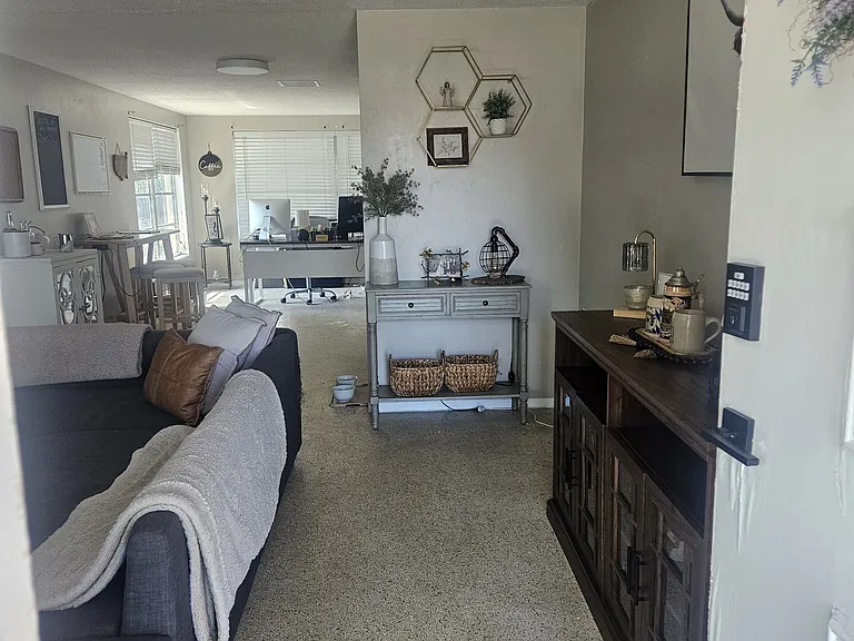 7808 Tropicana Dr — Photo 2