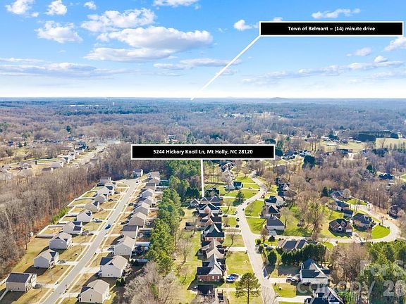 3rd image of 5244 Hickory Knoll Ln