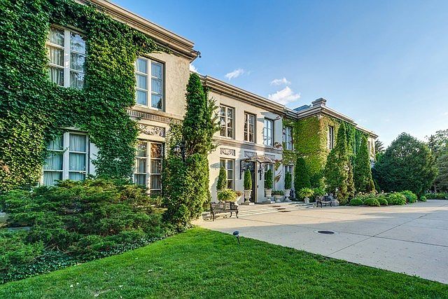 275 Sussex Ln, Lake Forest, IL 60045 | Zillow