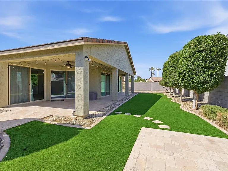 2225 N 140th Dr — Photo 40