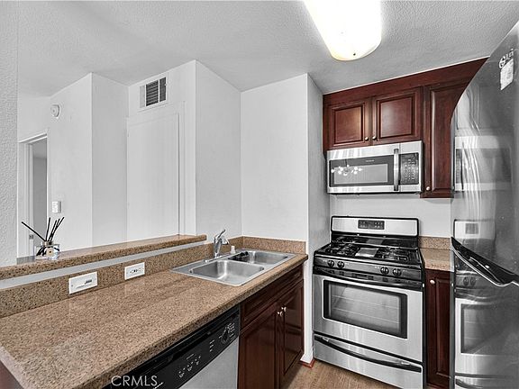 5th image of 5535 Canoga Ave APT 332
