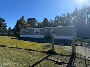 7951 Jersey Ln, Sneads, FL 32460