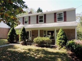 6168 Boxer Dr, Bethel Park, PA