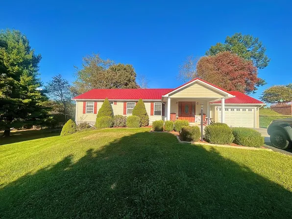 218 Brooke Elyse Ln, Max Meadows, VA 24360