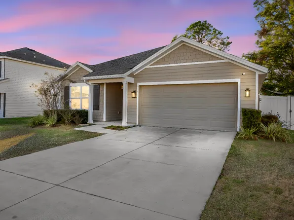 896 NW 253rd Dr, Newberry, FL 32669