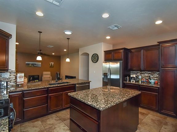 5th image of 11344 S Helen Dr