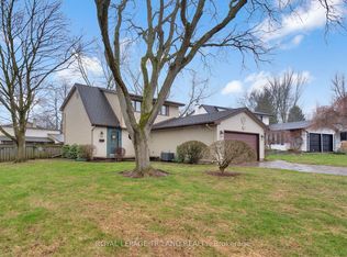 31 Edgehill Rd, London, ON N6G2T2