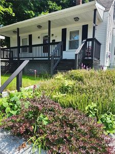 17 6th Ave, Woonsocket, RI, 02895