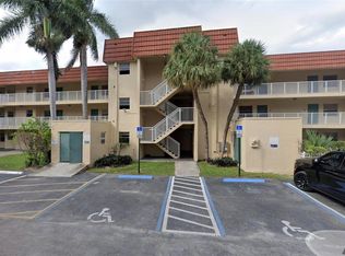 1300 Moffett St APT 305, Hallandale, FL 33009