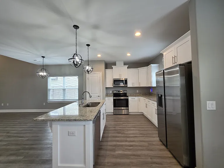 2331 Hadleigh Hills Ct — Photo 9