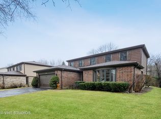 1142 Stratford Rd, Deerfield, IL 60015