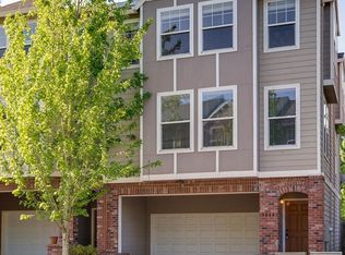 9044 SW Rystadt Ln, Portland, OR 97225