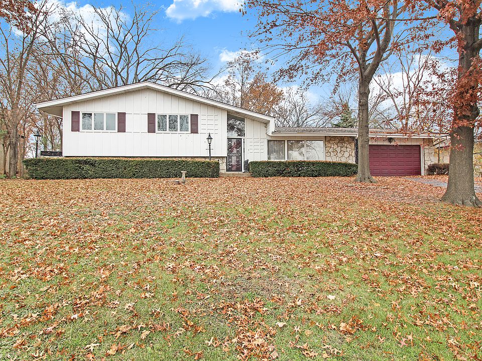 1st image of 10506 W Bernice Dr