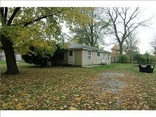 3018 Arbor St photo 1