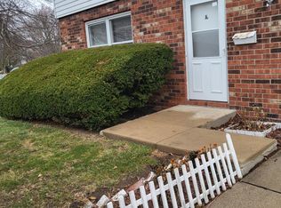 704 Arcadia Dr #A, Bloomington, IL 61704