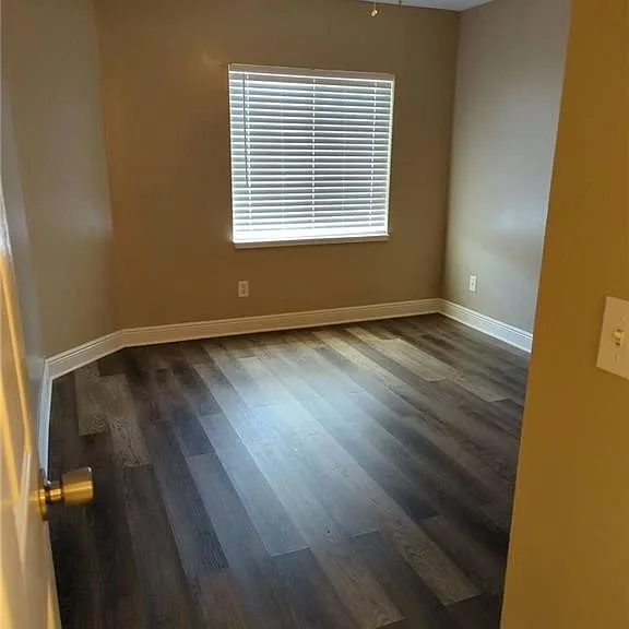 1503 SW 48th Ter — Photo 13