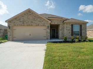 4004 Lakeview Dr, Sanger, TX 76266
