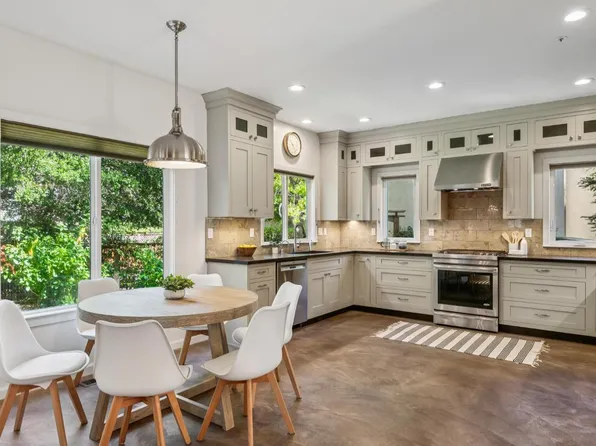 814 Cobbler Lane, Petaluma, CA 94952