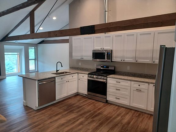 2nd image of 28010 Meadow Dr #201