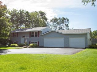 806 Cumming Ln, Saint Cloud, MN 56301