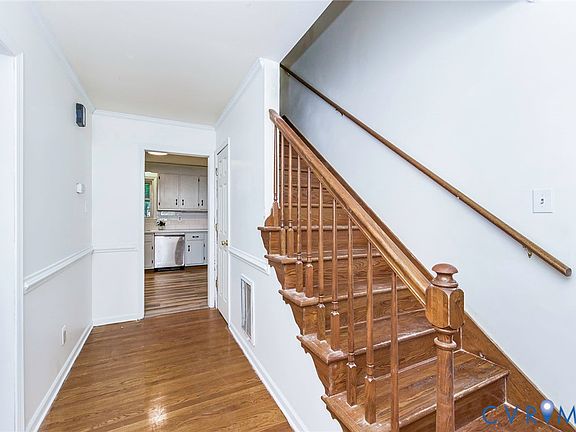 2nd image of 720 Dove Path Ln