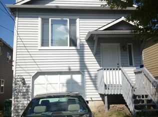 9229 Fremont Ave N, Seattle, WA 98103