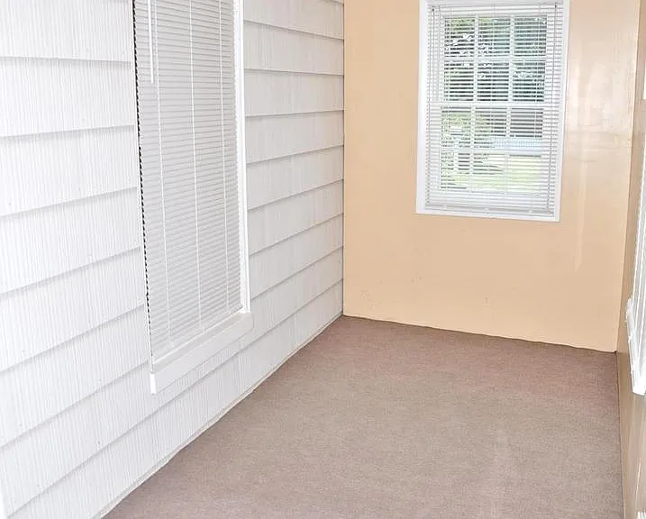 33 W Forrest Ave — Photo 14