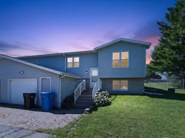2267 Manley Dr, Sun Prairie, WI 53590