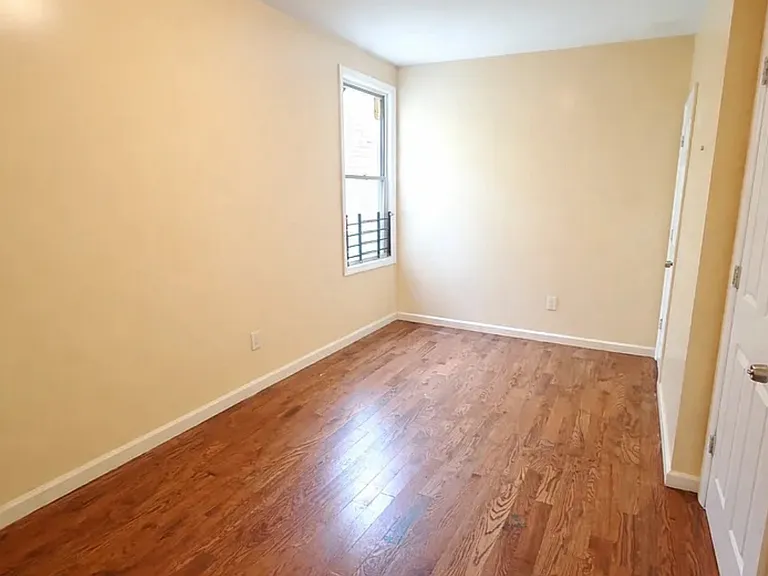85 Littleton Ave #202 — Photo 5