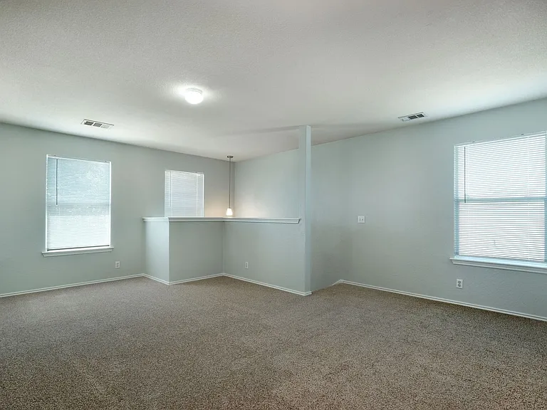 14312 Cummins Way — Photo 9
