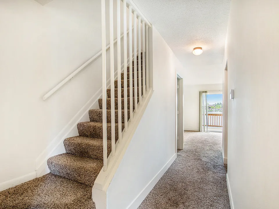Windridge Apartments