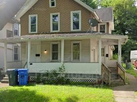 127-129 Avenue B127, Rochester, NY