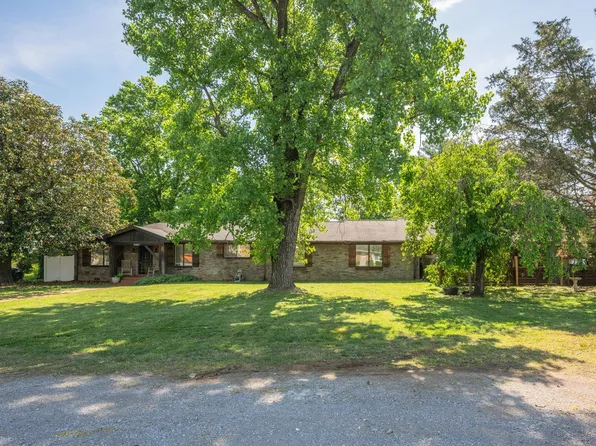 201 Keaton St, Lebanon, TN 37087