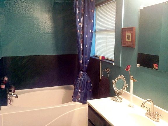 5th image of 520 Jasmine St