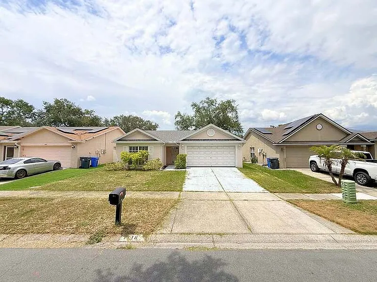 1118 Hardwood Dr — Photo 4