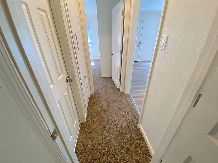 1100 Sutro St — Photo 19