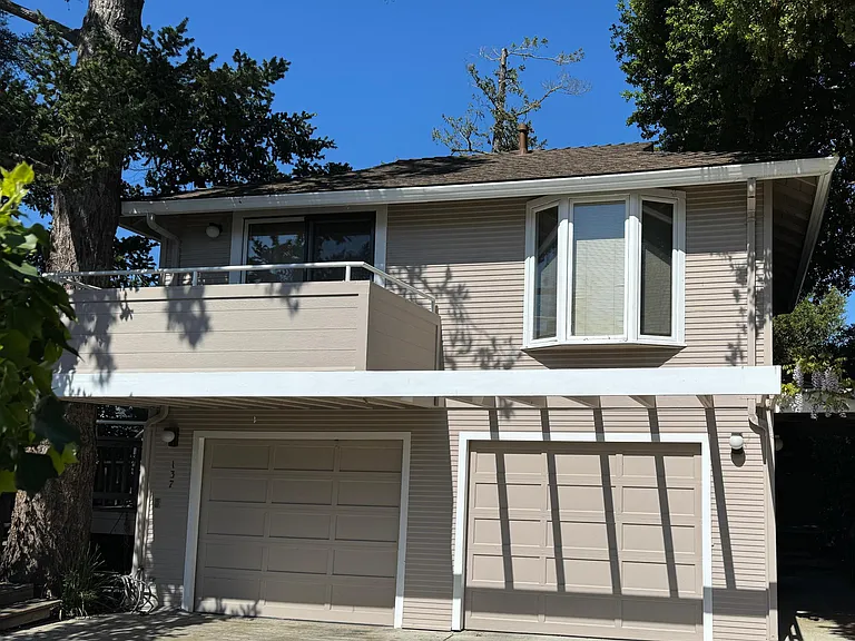 Apartment above garage- parking space in left side of shared garage