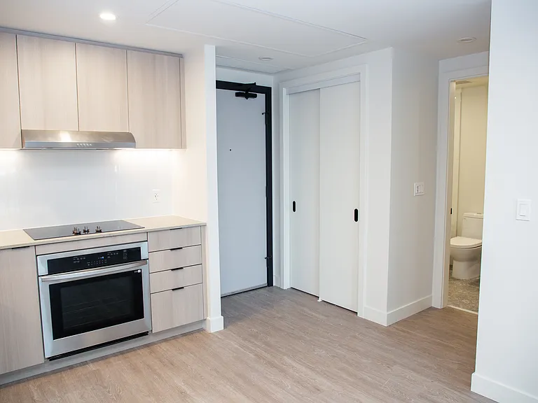 9873 King George Blvd — Photo 65