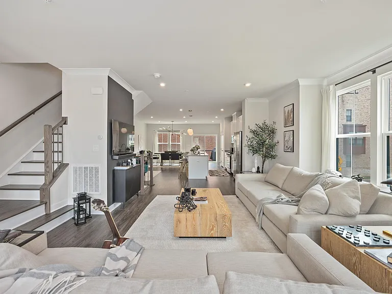 4737 Towne Park Rd — Photo 16