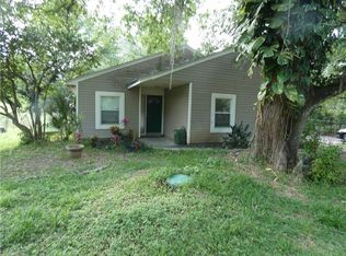 18010 Hanna Rd, Lutz, FL 33549