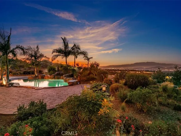 17041 Frankland Ln, Riverside, CA 92504