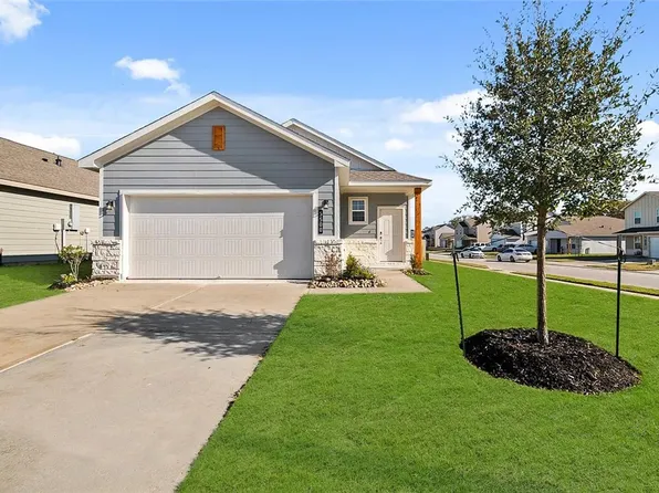 5500 Fox Bluff Dr, Bryan, TX 77807