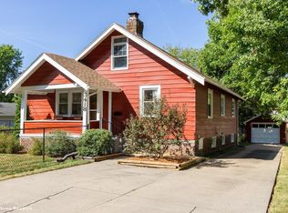 3418 52nd St, Des Moines, IA 50310