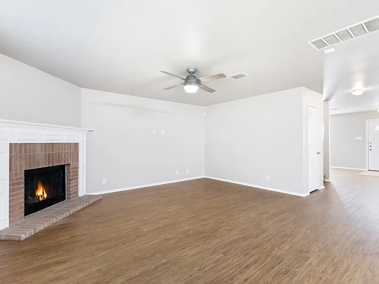 13415 Rhodes Villa — Photo 5