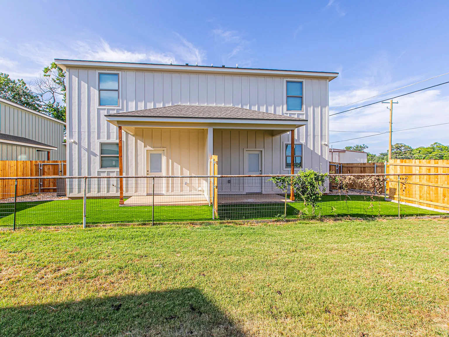 3 bed, 1471 sqft, $1,745 — Photo 4