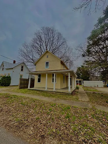 3000 High St Photo 1